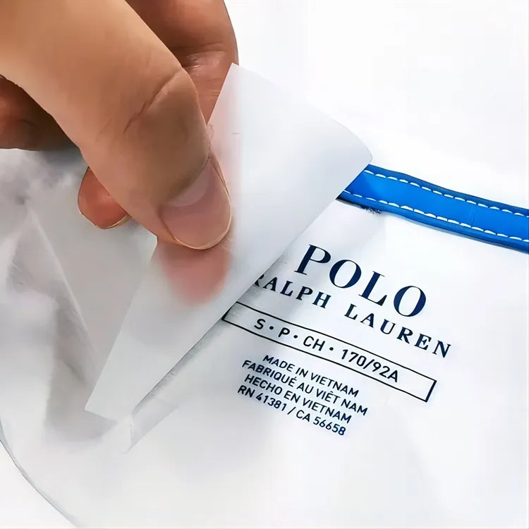 Skin-friendly apparel neck transfer peeled on white garment